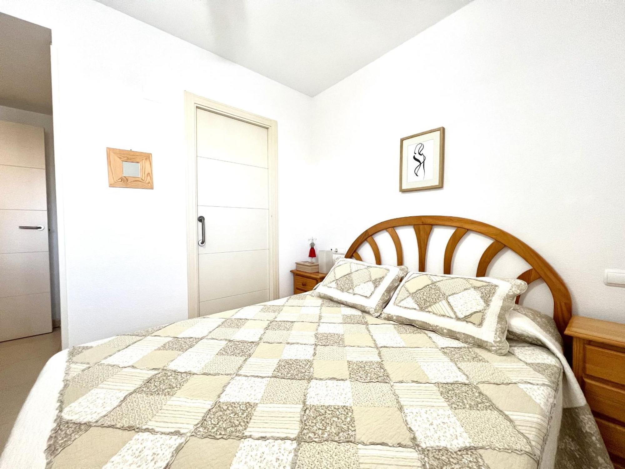 Ambar Beach Apartment, Playa Fossa Калпе Екстериор снимка